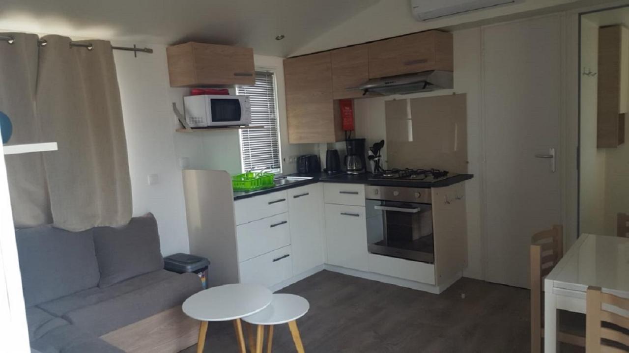 Mhvacances Louent Plusieurs Mobilhomes Dans Camping 4 Etoiles A 200M De La Plage Et Cure Thermale Canet Exterior foto