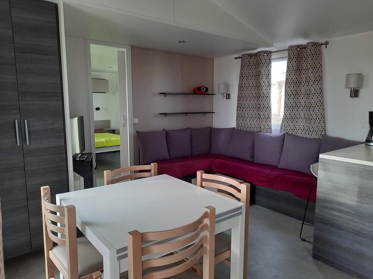 Mhvacances Louent Plusieurs Mobilhomes Dans Camping 4 Etoiles A 200M De La Plage Et Cure Thermale Canet Exterior foto